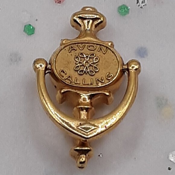 COPY - Avon Exclusive Representative Lapel Pin Door Knocker Avon Calling Vintag… - Picture 1 of 9